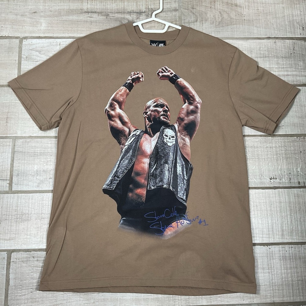 NWT WWE X Shoe Palace Stone‎ Cold Steve Austin Short Sleeve T Shirt BEIGE Large